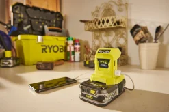 Ładowarka USB Ryobi ONE+ R18USB-0