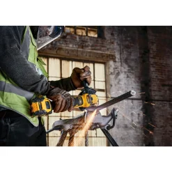 Akumulatorowa szlifierka kątowa DeWalt DCG416VSN