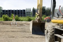 Bezprzewodowy detektor wiązki czerwonej i zielonej z powtarzaczem do maszyn budowlanych Geo-Fennel FMR 800-M/C SET