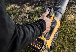 Dmuchawa do liści DeWalt DCMBL777N