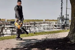 Dmuchawa do liści DeWalt DCMBL777N