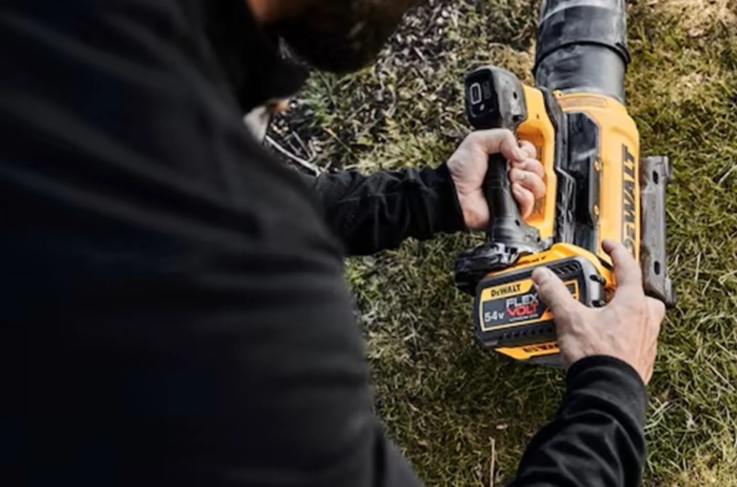 Dmuchawa do liści DeWalt DCMBL777N