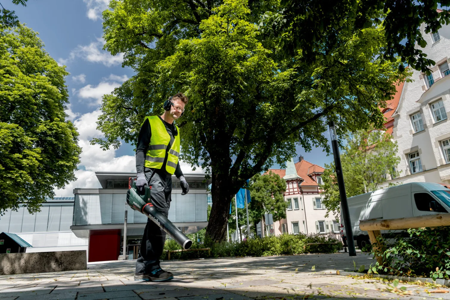 Dmuchawa do liści Metabo LB18 LTX BL