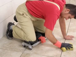 Ergonomiczne siedzisko do układania płytek Rubi SR-1