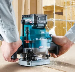 Frezarka górnowrzecionowa Makita XGT RP001GM201 2x4.0Ah