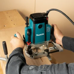 Frezarka górnowrzecionowa Makita RP2303FC07