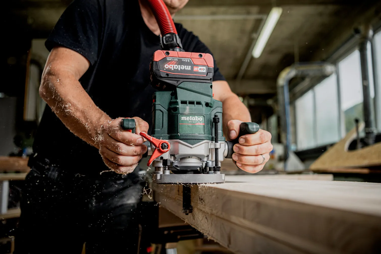 Frezarka górnowrzecionowa Metabo OFV 18 LTX BL 12