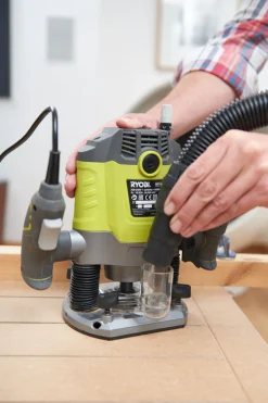 Frezarka górnowrzecionowa Ryobi RRT1600-K