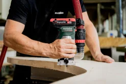Frezarka krawędziowa Metabo FMV 18 LTX BL 8