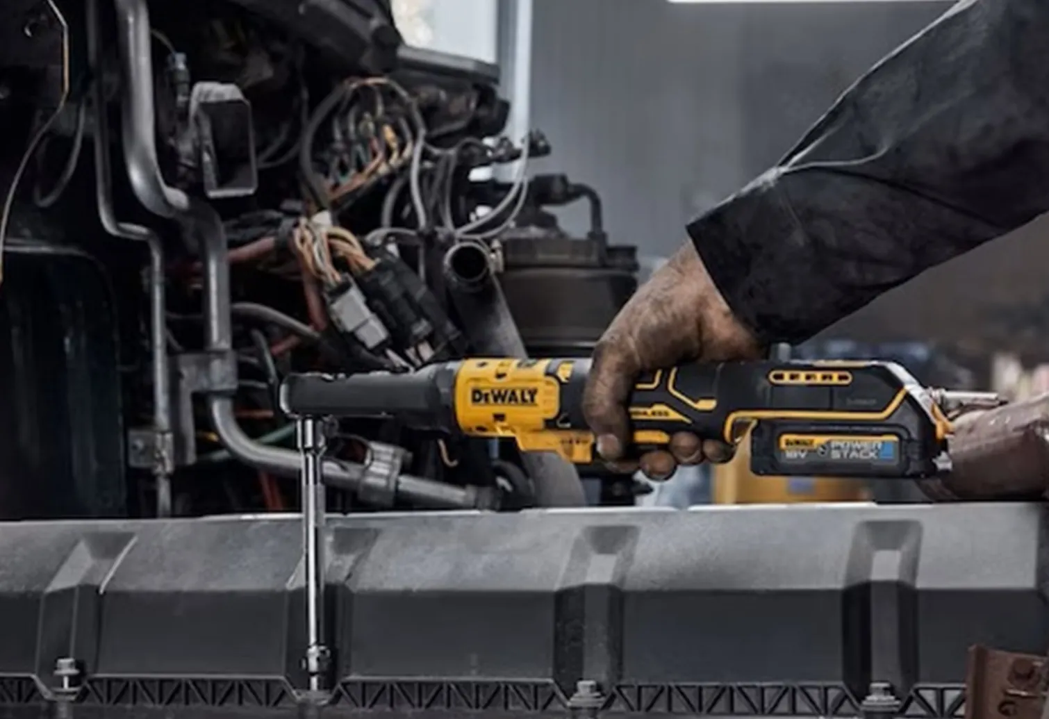 Grzechotka akumulatorowa DeWalt DCF510N