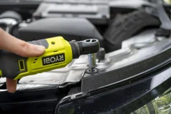 Grzechotka 1/4" Ryobi ONE+ R18RW2-0