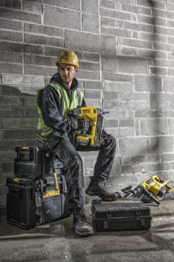 Gwoździarka do betonu DeWalt DCN890P2