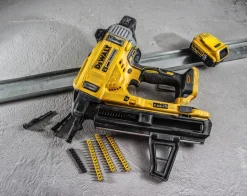 Gwoździarka do betonu DeWalt DCN890P2