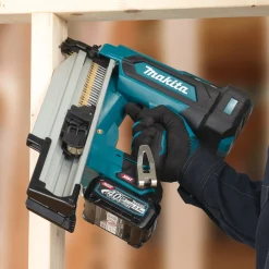 Gwoździarka Makita XGT BN002GZ