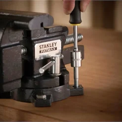 Imadło ślusarskie 100mm Stanley MAXSTEEL 1-83-065