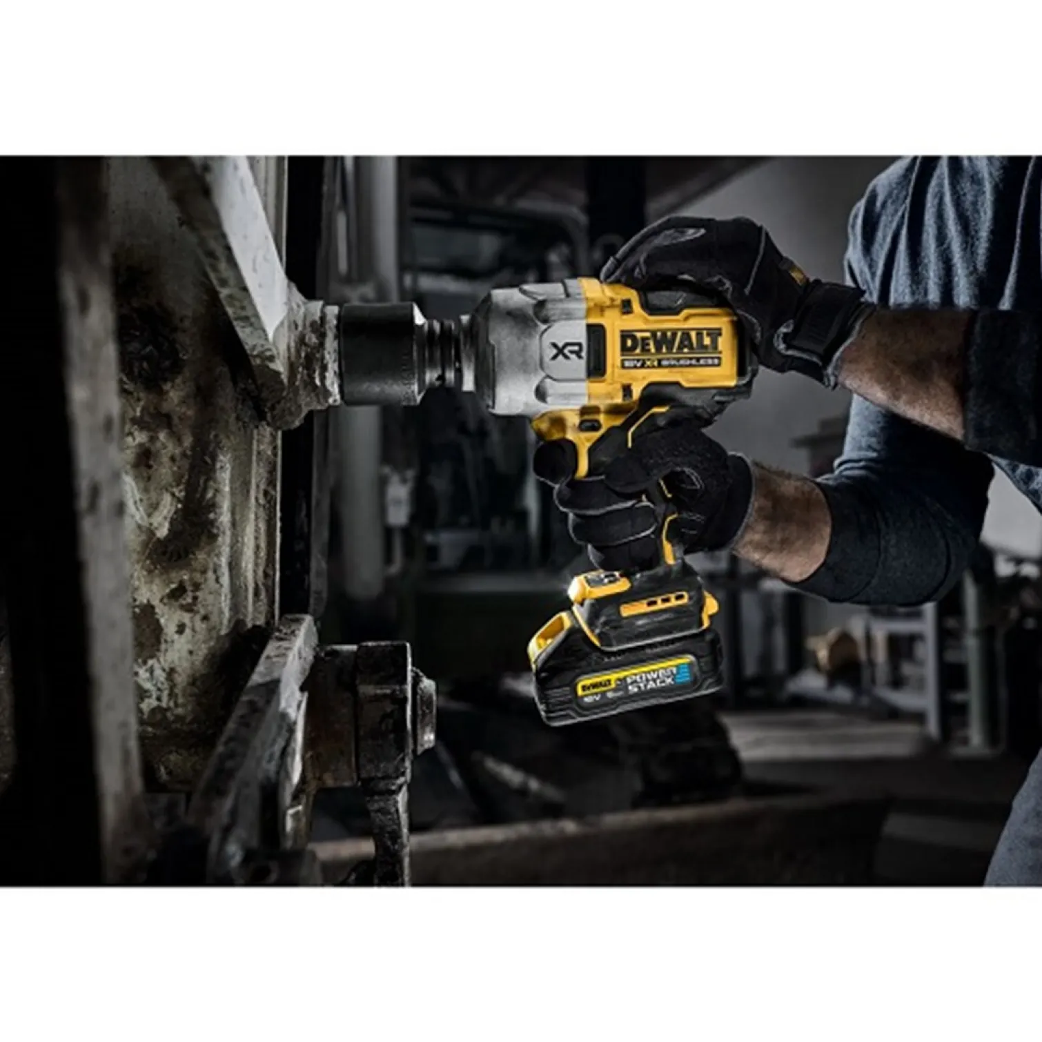 Klucz udarowy DeWalt 18V XR DCF964N