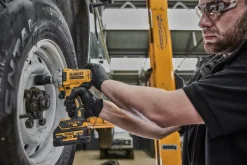 Klucz udarowy DeWalt 18V XR DCF891NT