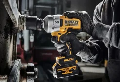 Klucz udarowy DeWalt 18V XR DCF961N