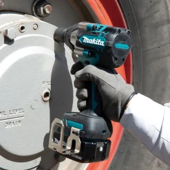 Klucz udarowy Makita LXT DTW700RTJ 2x5.0Ah