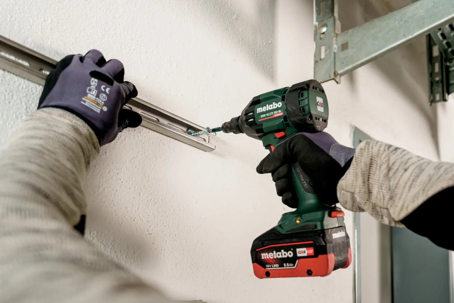 Klucz udarowy Metabo SSW 18 LTX 550 BL