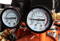 Kompresor bezolejowy 12l Neo 12K020