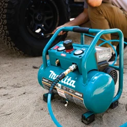Kompresor Makita XGT AC001GZ