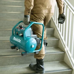Kompresor Makita XGT AC001GZ