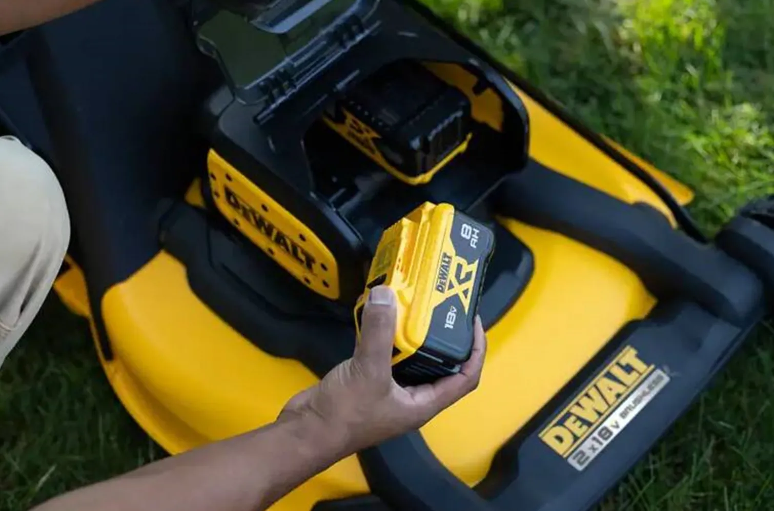 Kosiarka akumulatorowa DeWalt DCMWP134N