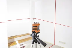 Laser płaszczyznowy ze statywem Neo 75-102