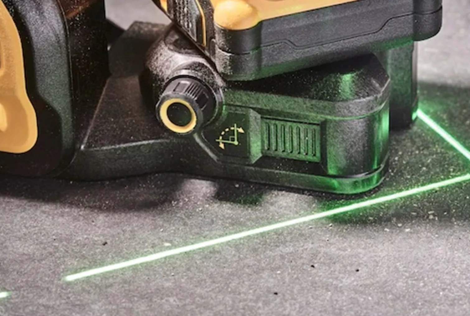 Laser wieloliniowy 3x360 zielony DeWalt DCE089D1G18