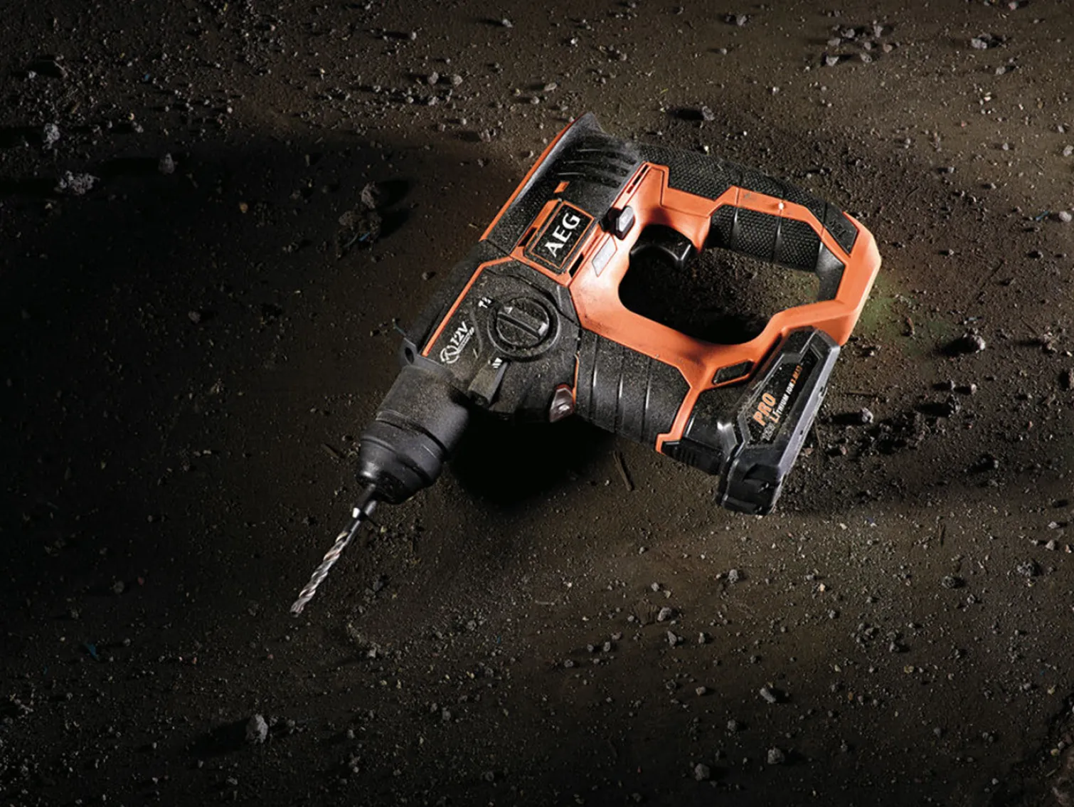 Mini młotowiertarka AEG BBH12-0