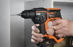 Mini młotowiertarka AEG BBH12-0