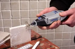 Multiszlifierka Dremel 3000JW