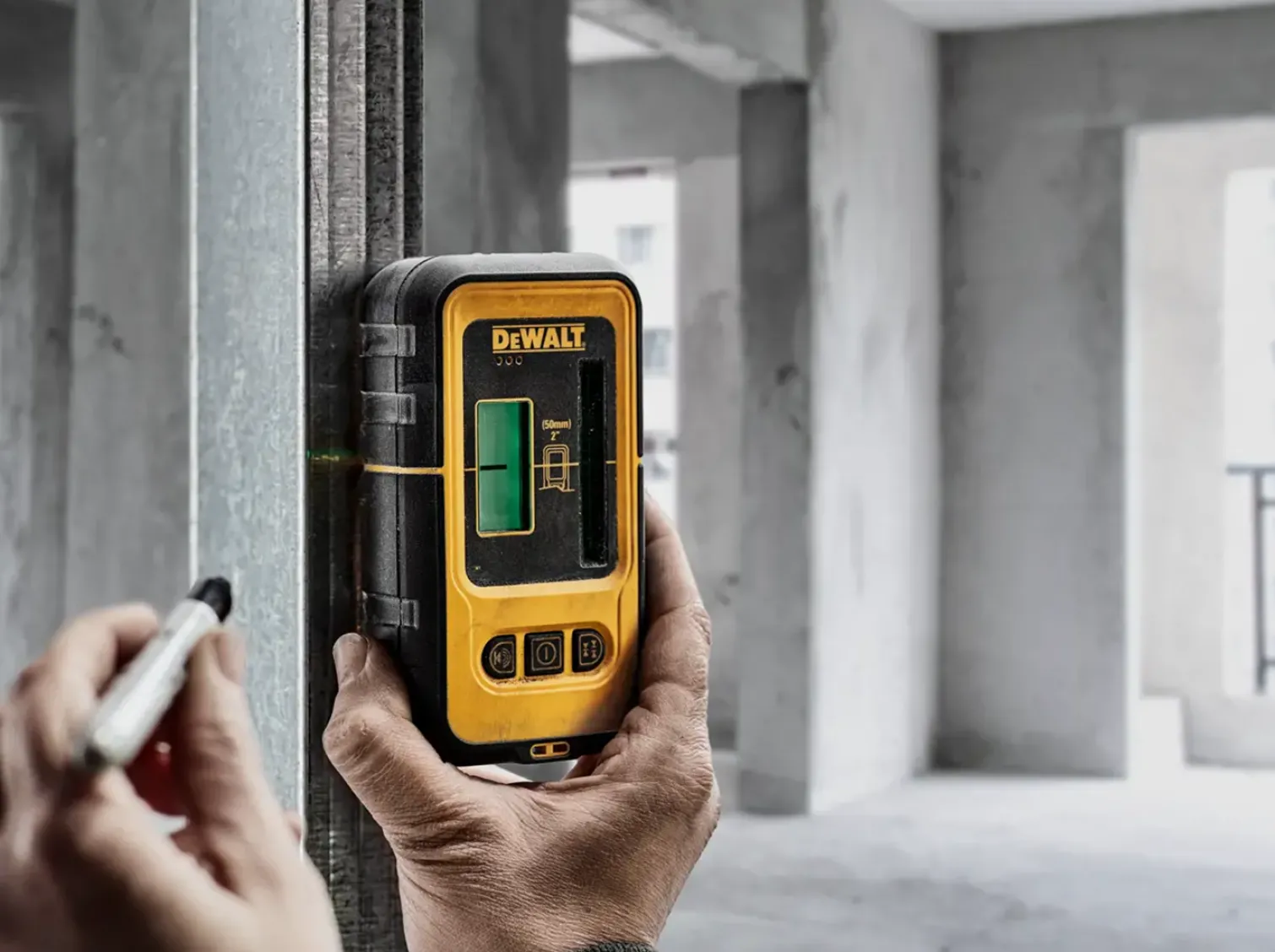 Odbiornik do lasera z wiązką zieloną DeWalt DE0892G