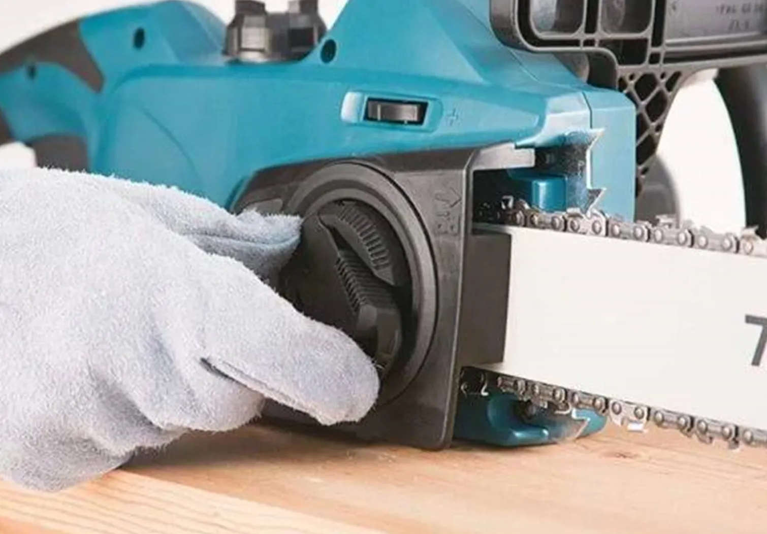 Pilarka łańcuchowa Makita UC4041A