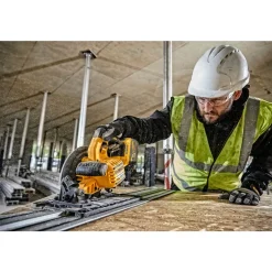 Pilarka tarczowa DeWalt DCS579NT-XJ