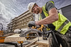 Pilarka tarczowa DeWalt FLEXVOLT DCS577N