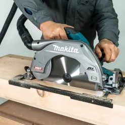 Pilarka tarczowa Makita XGT HS011GT201 2x5,0Ah