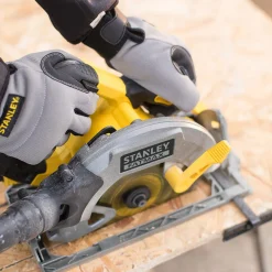 Pilarka tarczowa Stanley FatMax FME301