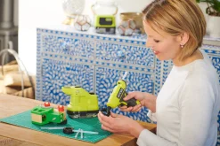 Pistolet do klejenia Ryobi ONE+ RGLM18-0