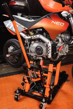 Podnośnik hydrauliczny do quadów i motocykli Neo 10-596