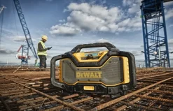 Radio z ładowarką DeWalt DCR027