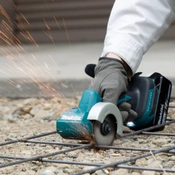 Ręczna przecinarka akumulatorowa Makita DMC300Z