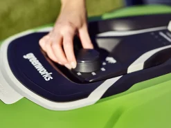 Robot koszący Greenworks OptiMow 15