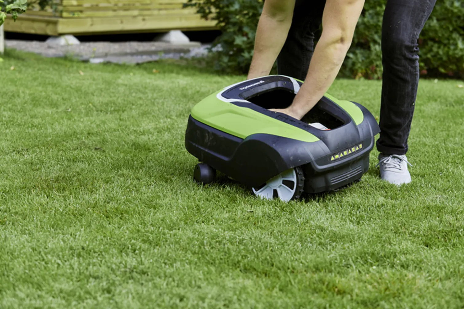 Robot koszący Greenworks OptiMow 10