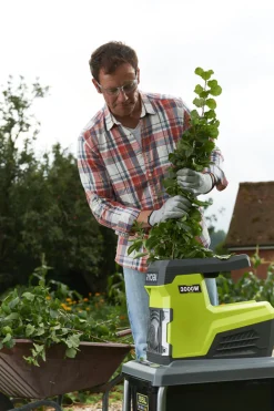 Rozdrabniacz do gałęzi Ryobi RSH3045U