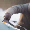 Skrobaczka do szyb Fiskars Solid