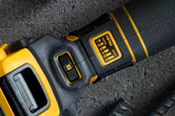 Szlifierka kątowa 18V DeWalt DCG409VSNT