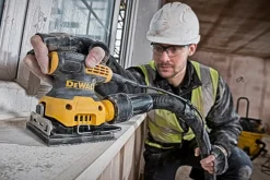 Szlifierka oscylacyjna DeWalt DWE6411