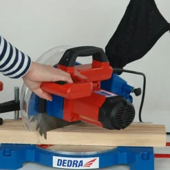Ukośnica Dedra DED7739